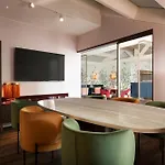 Puccini Milan, Tapestry Collection By Hilton Otel Milano