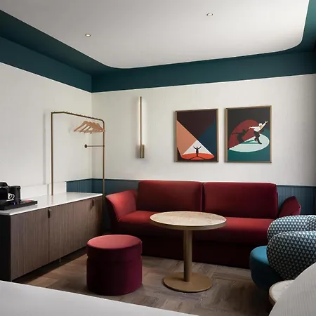 Puccini Milan, Tapestry Collection By Hilton Otel Milano