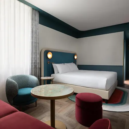 Puccini Milan, Tapestry Collection By Hilton Hotel